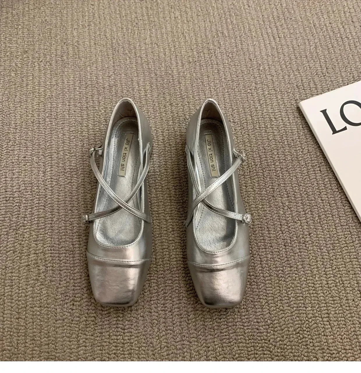 Hnzxzm Mary Jane Pumps Chunky Heel Silver Square Toed Single Women's Shoes 2024 New Spring Belt Buckle Shoes for Women